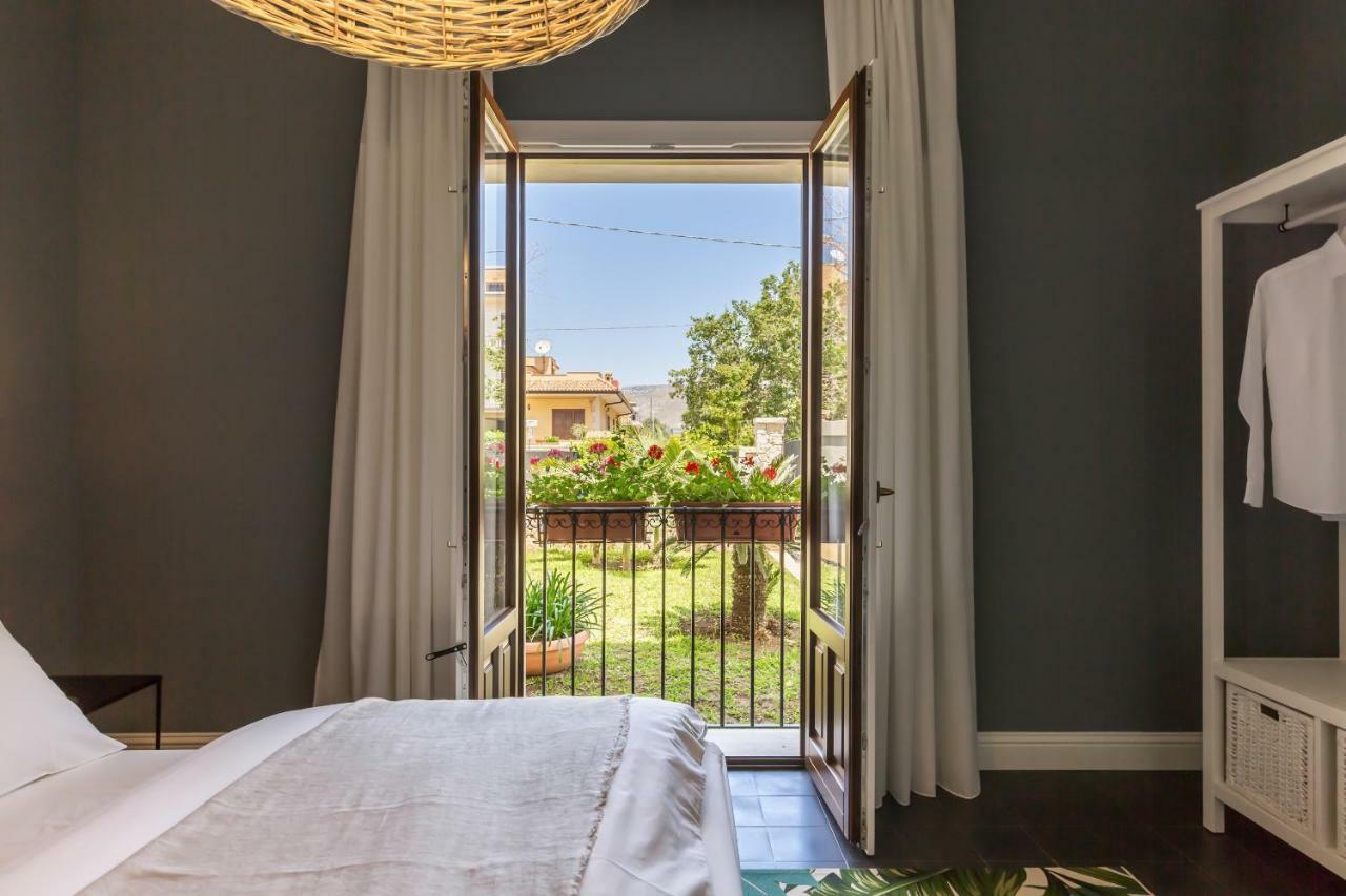 Villa Raphael Avola Extérieur photo