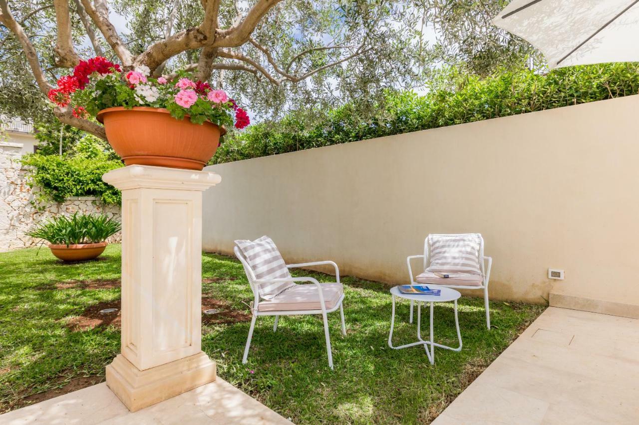 Villa Raphael Avola Extérieur photo